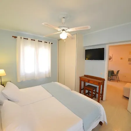 Апартаменты Dina *