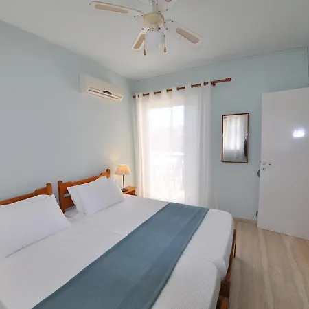 Dina * Agios Gordios (Corfu)