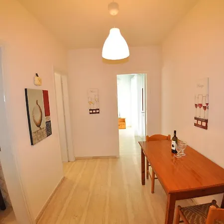 Dina * Agios Gordios (Corfu)