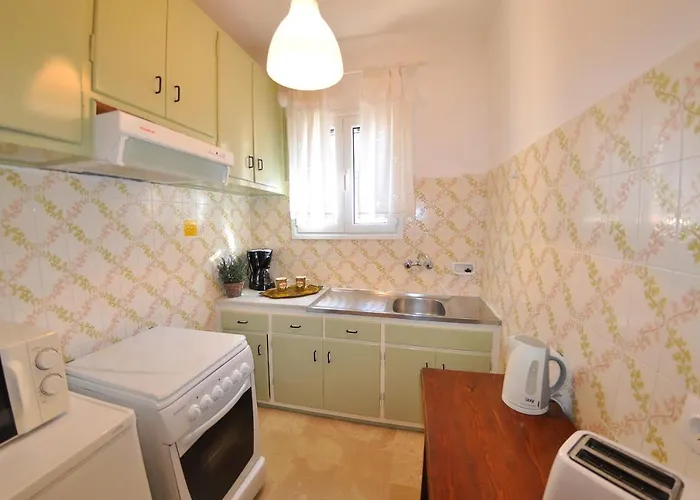 Dina Apartmán